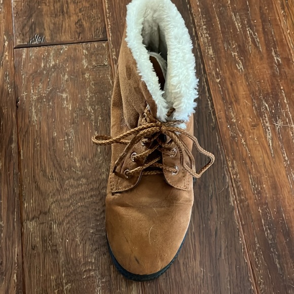 SQL Chestnut Brown Suede Faux Fur Lined Lace-Up Winter Boots. EU Size 40. - Picture 6 of 10